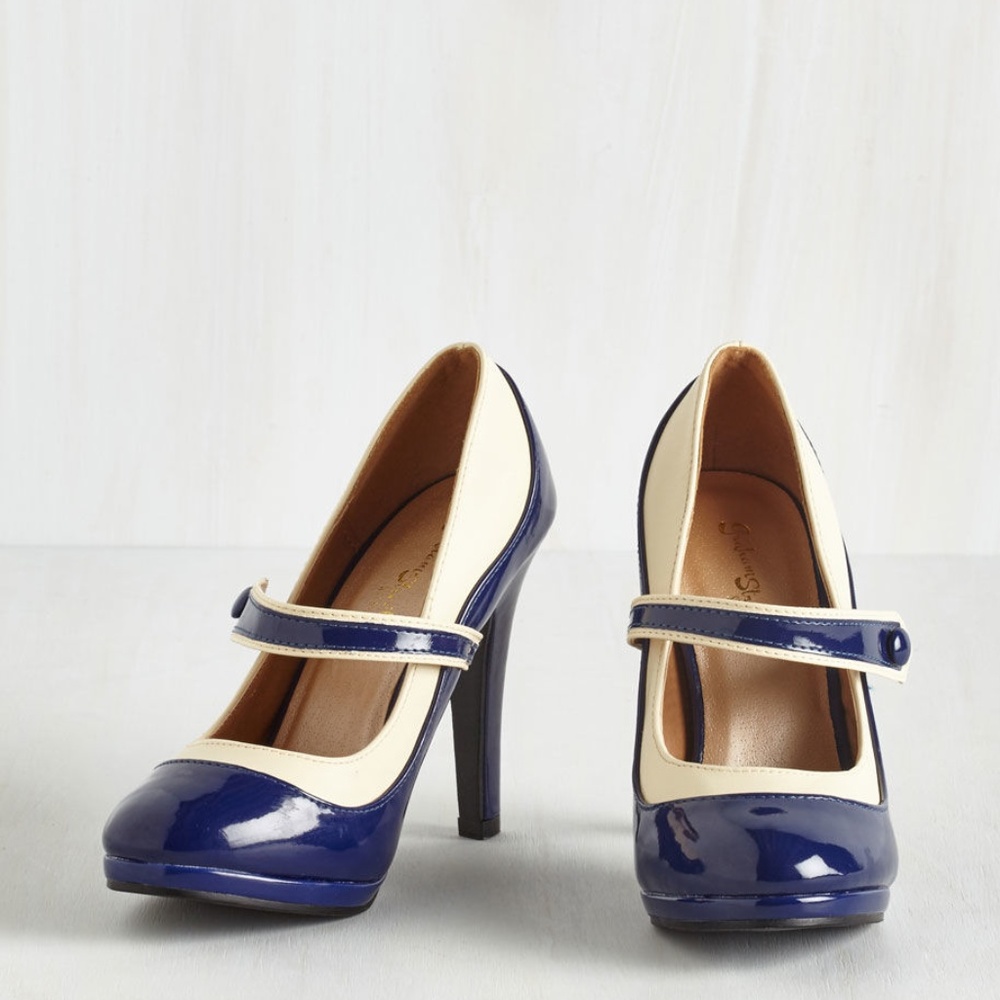Mod Cloth Mary Jane Classy Indeed Heel in Navy
